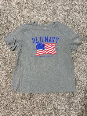 Old Navy American Flag Graphic Tee – Gray – Womens M